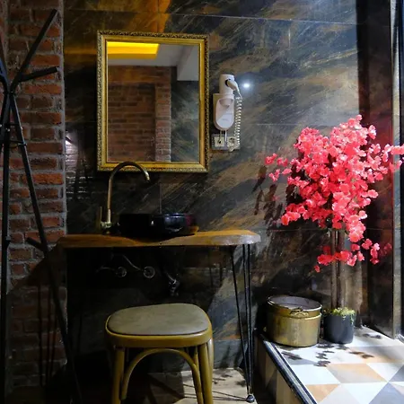 Hotel Kayibeyi & Restaurant