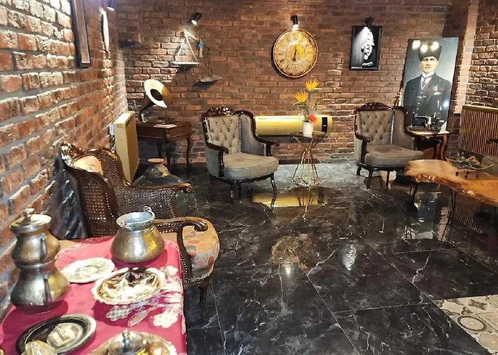 Kayibeyi & Restaurant מלון